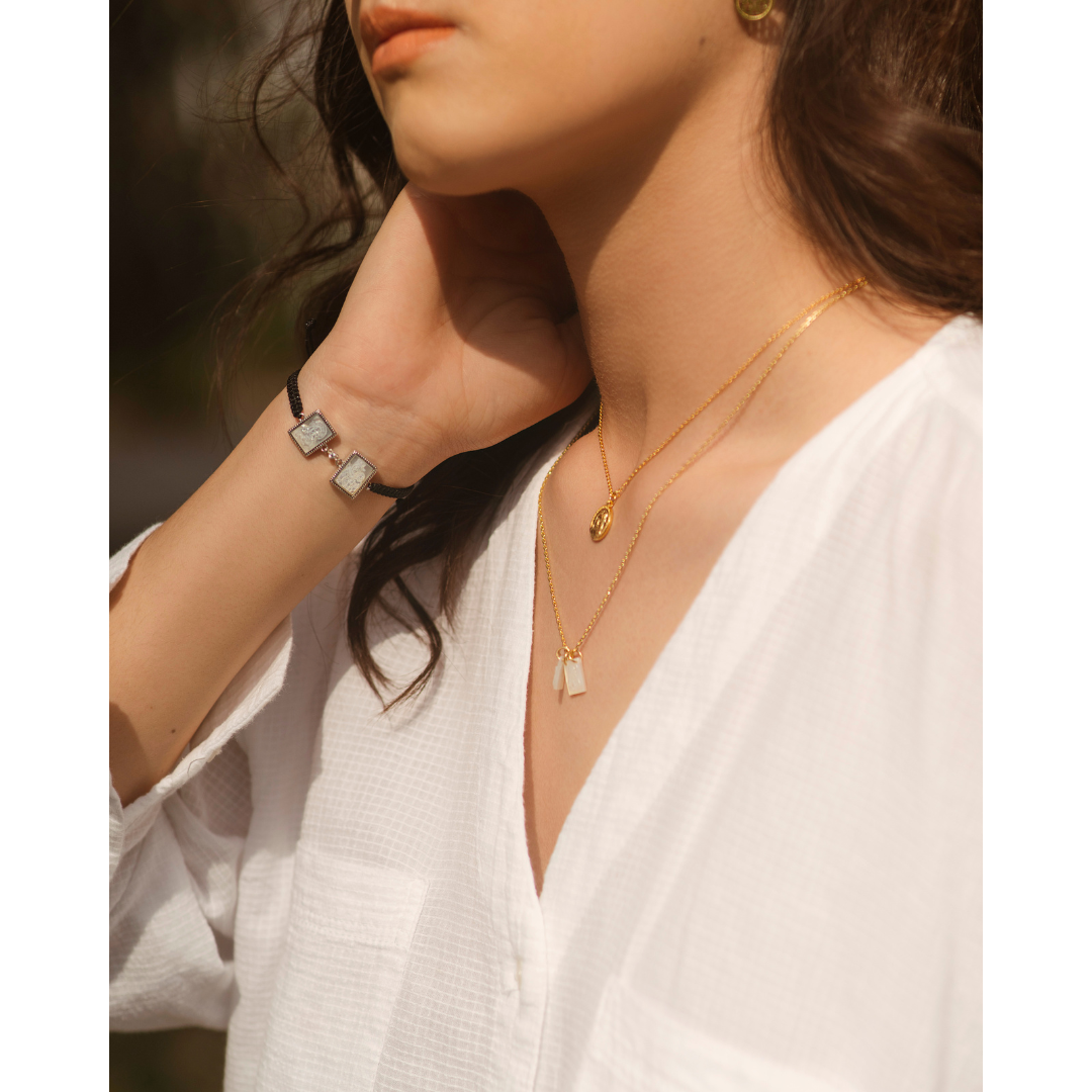 Scapular in Mother Pearl