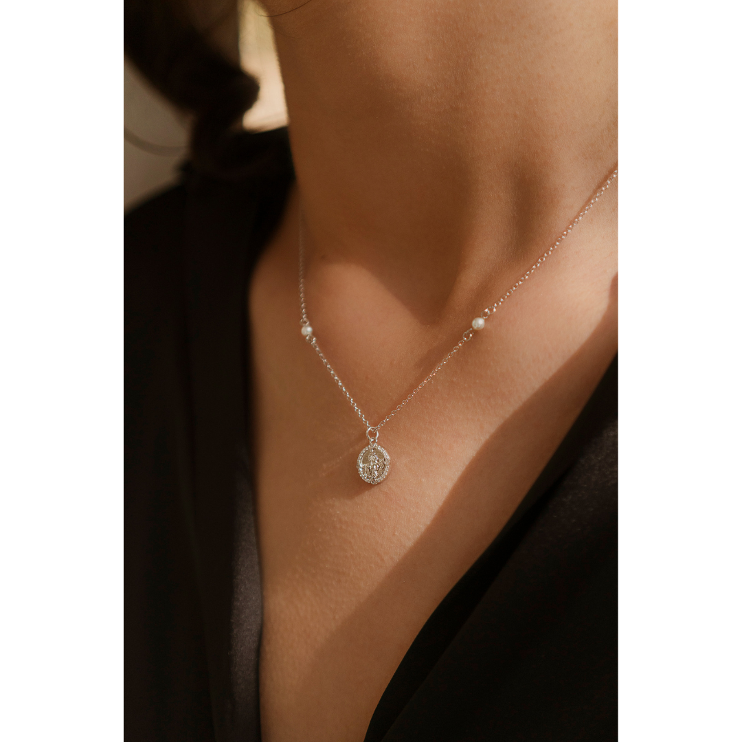 Medalla De Maria Desatadora de nudos mini