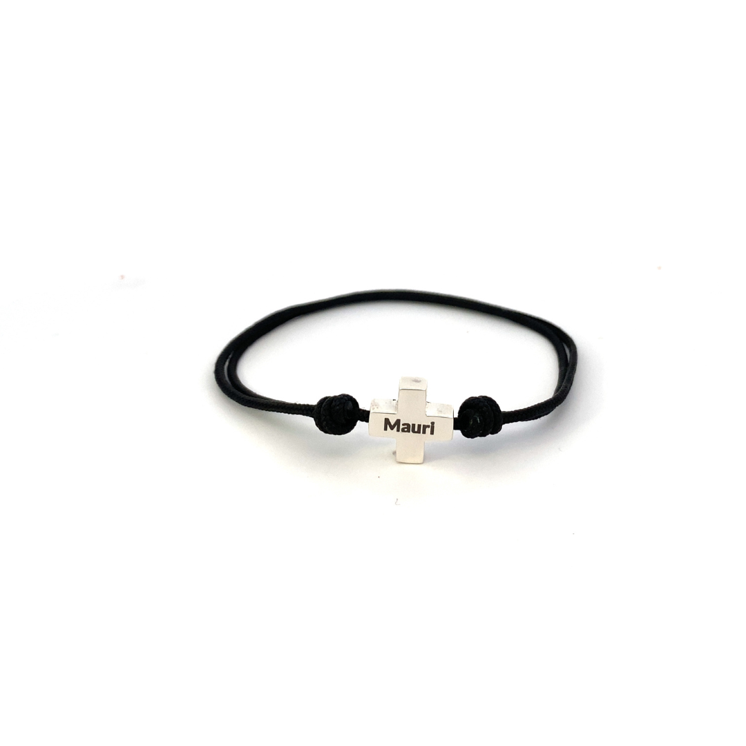 Cross bracelet in cord