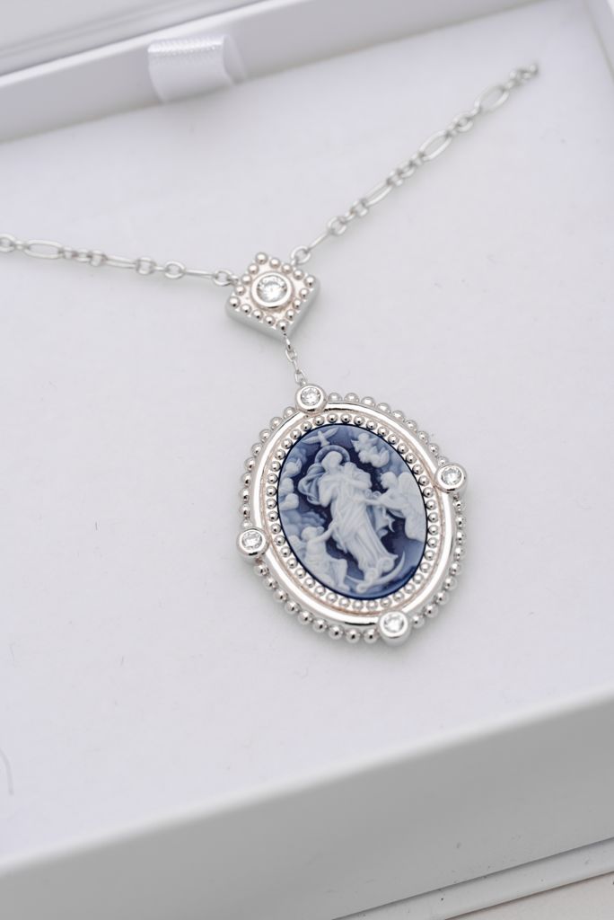 Medalla Maria Desatadora de nudos Cameo