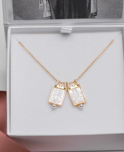 Scapular of the Virgen del Carmen mother of pearl with zircons and pearls